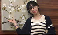 北外英语语言文学 
张钰